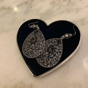 Earrings - Solid metal, dark filigree/black stone